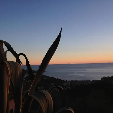 Villetta Casa Rosa Holiday home Lerici